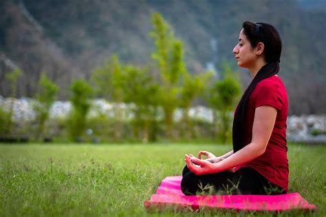 Combining Yoga And Meditation